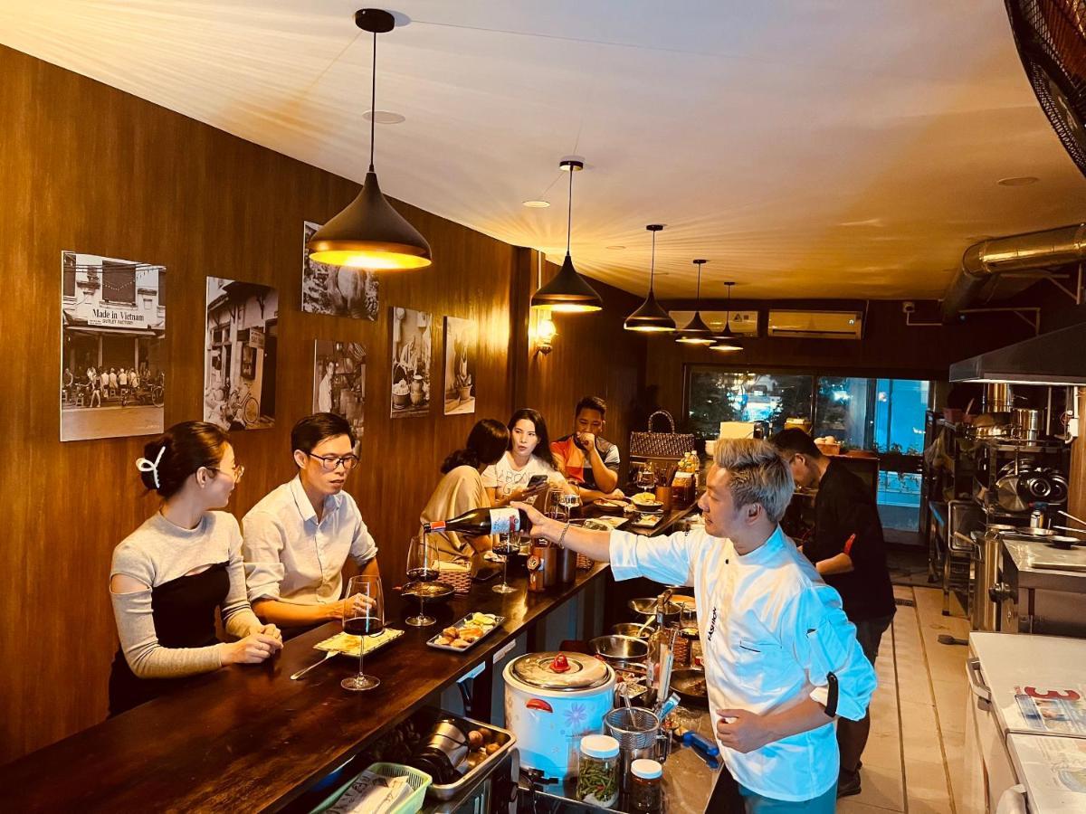 Saigon 118 Hostel And Cafe Ho Chi Minh City Bagian luar foto