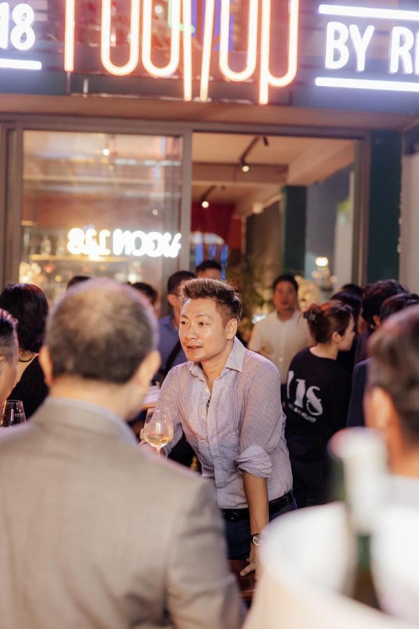 Saigon 118 Hostel And Cafe Ho Chi Minh City Bagian luar foto